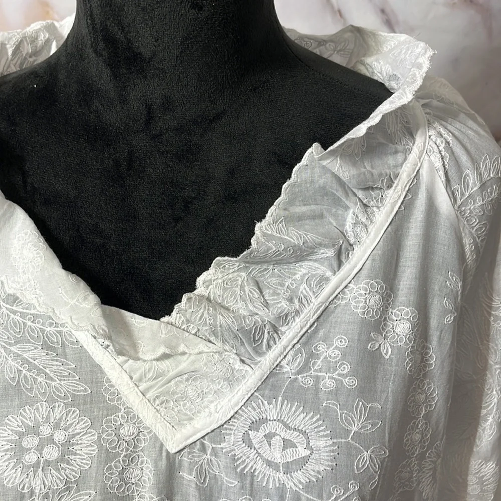 Natori Long  Flare Sleeve Sheer Floral White Embroidered Boho Dress Cover Up S - Picture 2 of 14